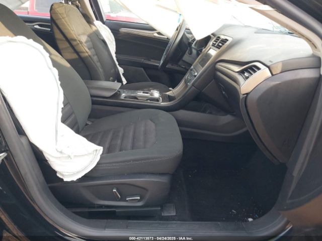 3FA6P0H75JR175844 Ford FUSION SE