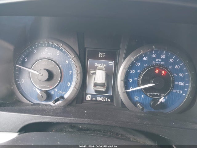 5TDYK3DC2FS556755 Toyota Sienna Xle Premium 8 Passenger