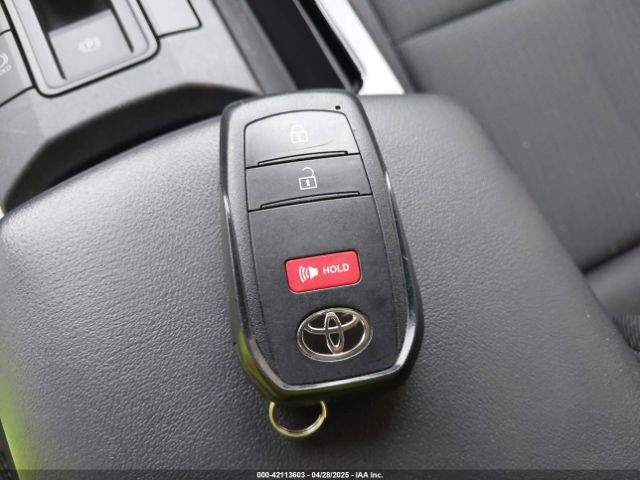 JTDACAAUXR3020786 Toyota Prius Le