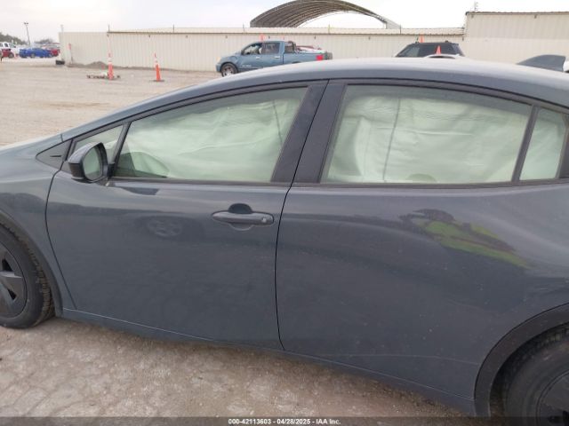 JTDACAAUXR3020786 Toyota Prius Le