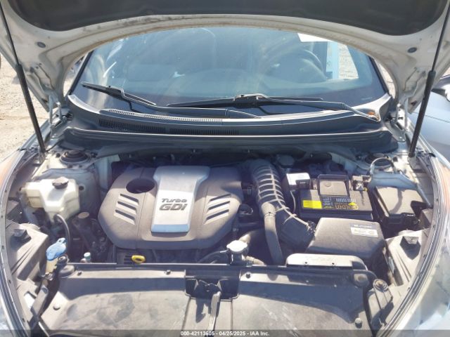 KMHTC6AE4GU303847 Hyundai Veloster Turbo