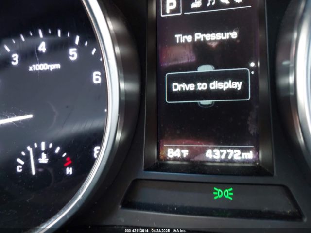 5NMZUDLB8HH001912 Hyundai Santa Fe Sport 2.4l