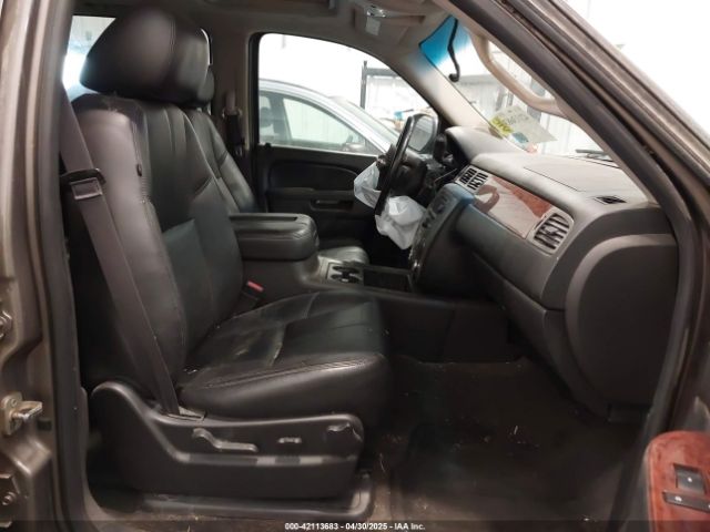 2014 GMC YUKON XL 1500 1GKS2KE75ER188459 Photo 4