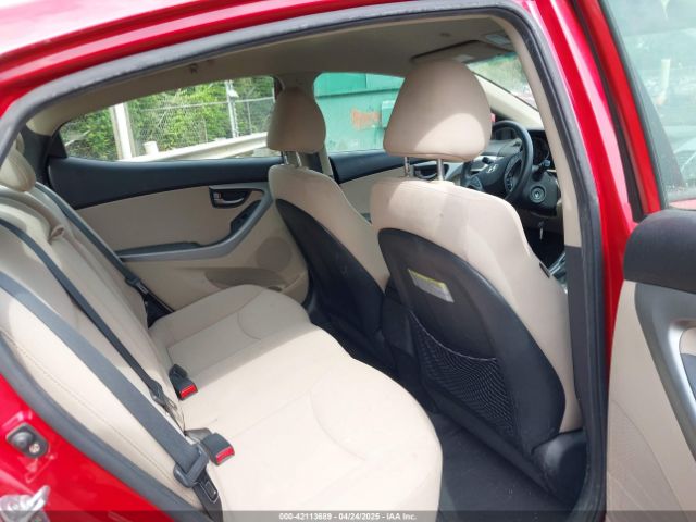 KMHDH4AE8EU048305 Hyundai ELANTRA SE