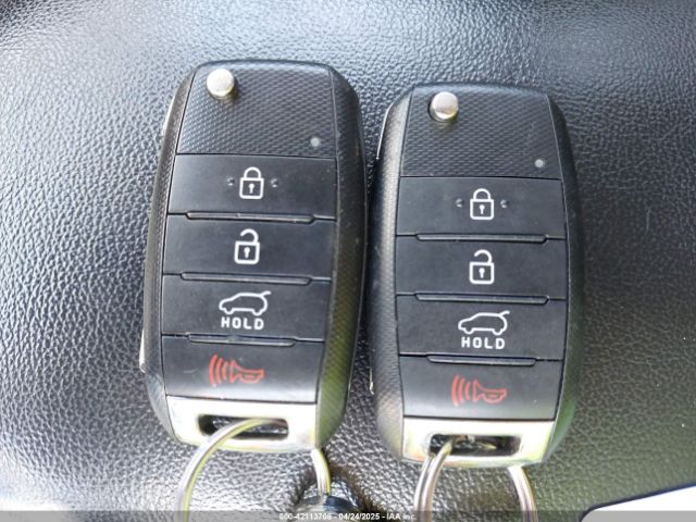 KNDJP3A54J7603876 KIA SOUL +