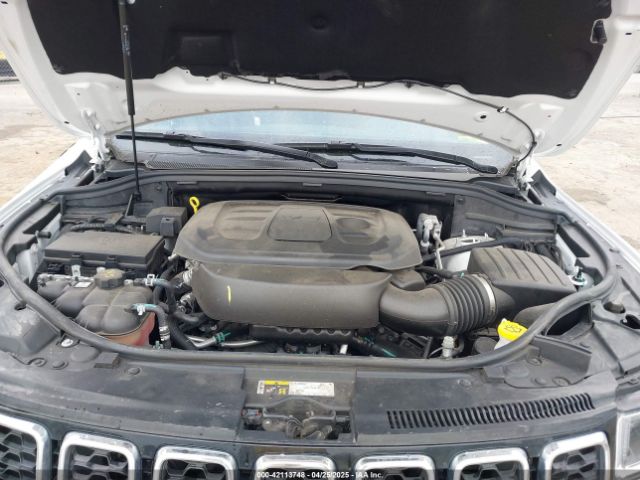 1C4RJFAG8LC372093 Jeep Grand Cherokee Laredo E 4x4