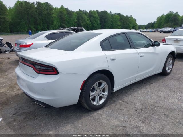 2C3CDXBG0NH224204 Dodge Charger Sxt Rwd