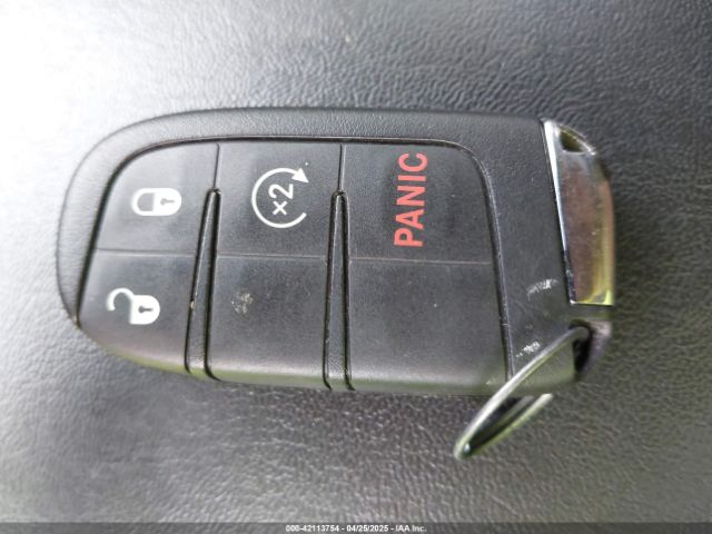 3C4NJDCB9JT238358 Jeep Compass Limited 4x4