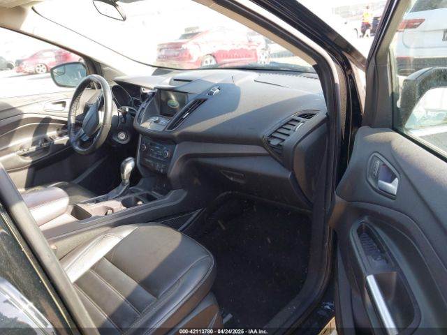 1FMCU0HD4JUA93703 Ford ESCAPE SEL