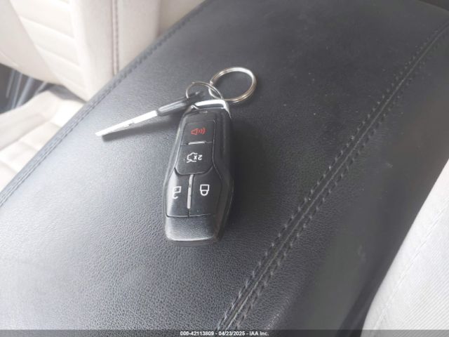 2FMTK3G88FBB39459 Ford EDGE SE