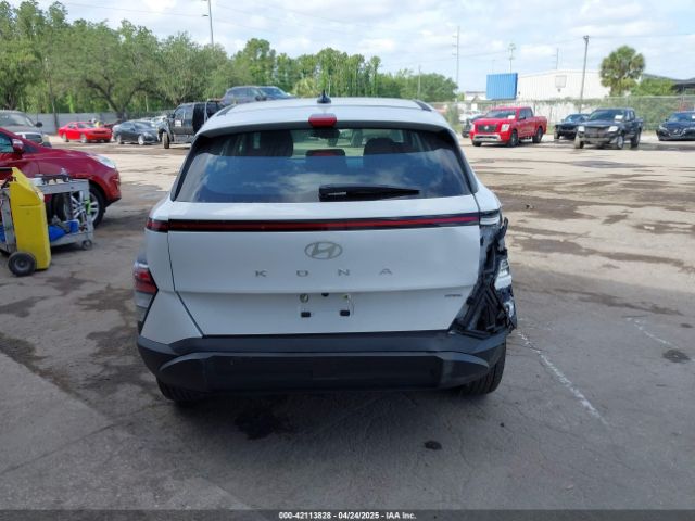 KM8HACAB7SU222737 Hyundai Kona Se