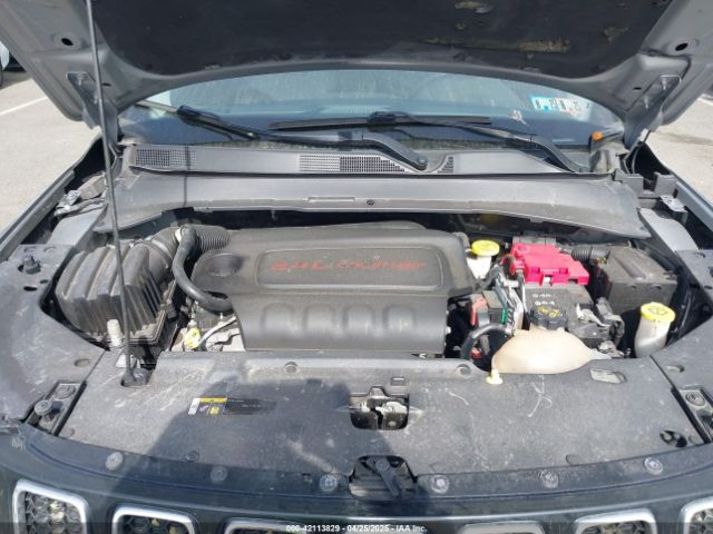 3C4NJDCBXMT528015 Jeep Compass Limited 4x4