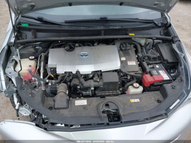 JTDKARFU1H3044393 Toyota Prius Four