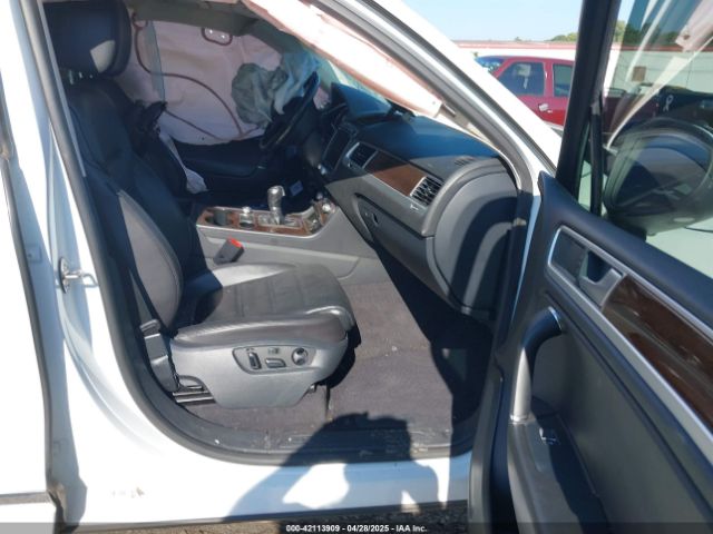 2016 VOLKSWAGEN TOUAREG WVGEP9BP4GD002364 Photo 4
