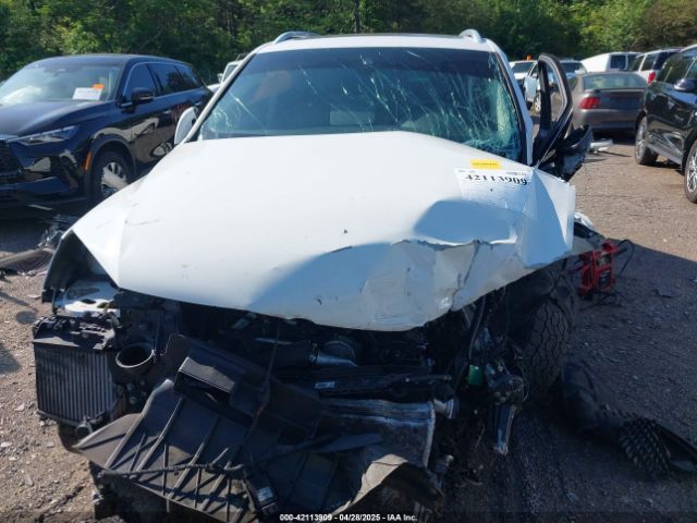 2016 VOLKSWAGEN TOUAREG WVGEP9BP4GD002364 Photo 5