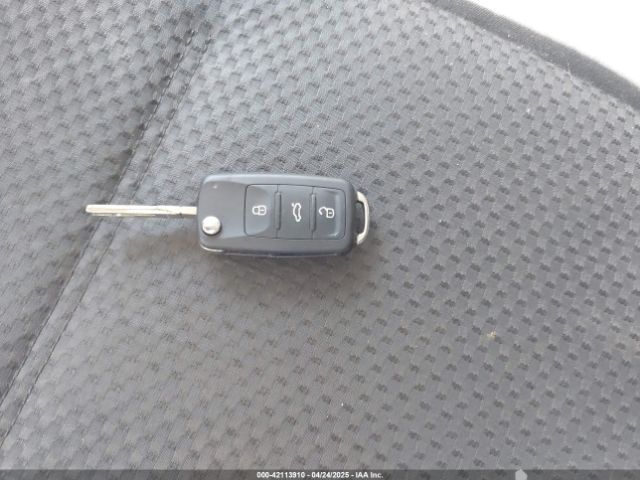 3VW1K7AJ4EM410316 Volkswagen Jetta 2.0l S