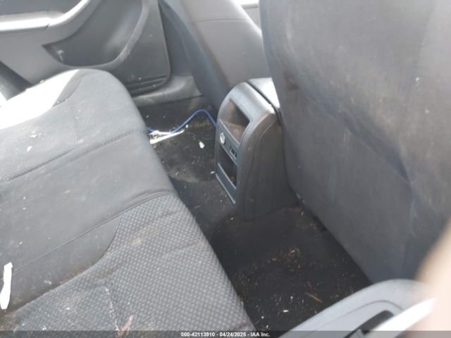 3VW1K7AJ4EM410316 Volkswagen Jetta 2.0l S