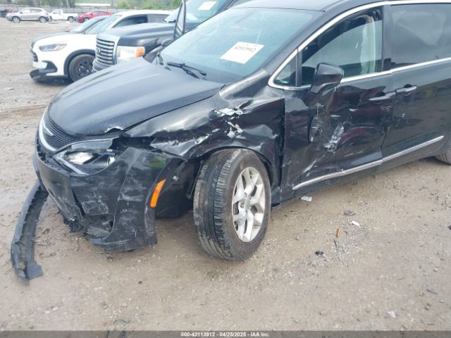 2C4RC1EG4LR108013 Chrysler Pacifica Touring L Plus