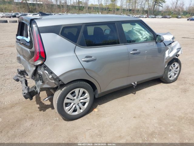 KNDJ23AU0P7874268 KIA SOUL LX