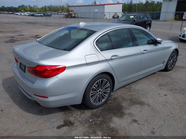 2019 BMW 530I WBAJA7C5XKG911946 Photo 3
