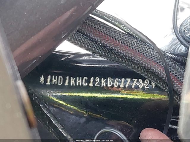 2019 HARLEY-DAVIDSON FLTRX 1HD1KHC12KB617732 Photo 9