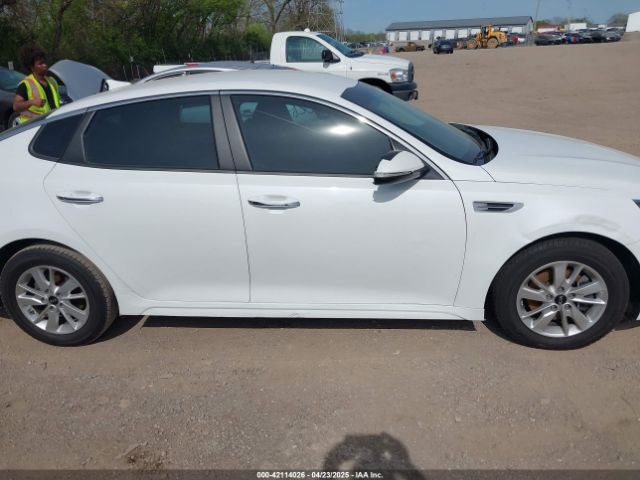 5XXGT4L37JG217435 KIA Optima Lx