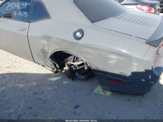 2C3CDZAG8HH617157 Dodge Challenger Sxt