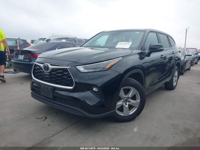 5TDKDRBH2RS535491 Toyota Highlander Le