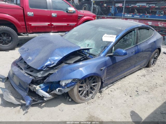 5YJ3E1EB9SF940283 Tesla 2025