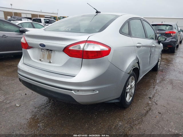 Ford FIESTA SE 2019 3FADP4BJ7KM138389 Image 4