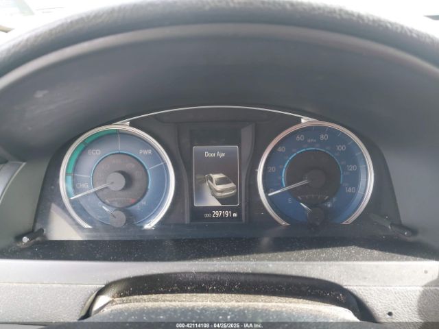 4T1BD1FK0FU145824 Toyota Camry Hybrid Le