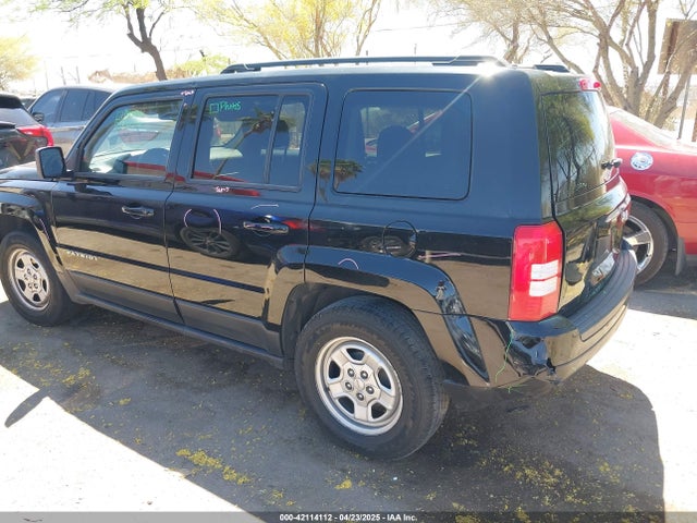 1C4NJPBB8GD575668 Jeep Patriot Sport