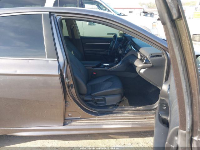 2020 TOYOTA CAMRY 4T1G11AK8LU892525 Photo 4