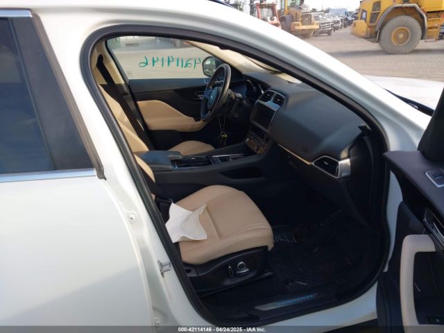 2020 JAGUAR F-PACE SADCJ2FXXLA631058 Photo 4