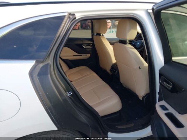 2020 JAGUAR F-PACE SADCJ2FXXLA631058 Photo 7