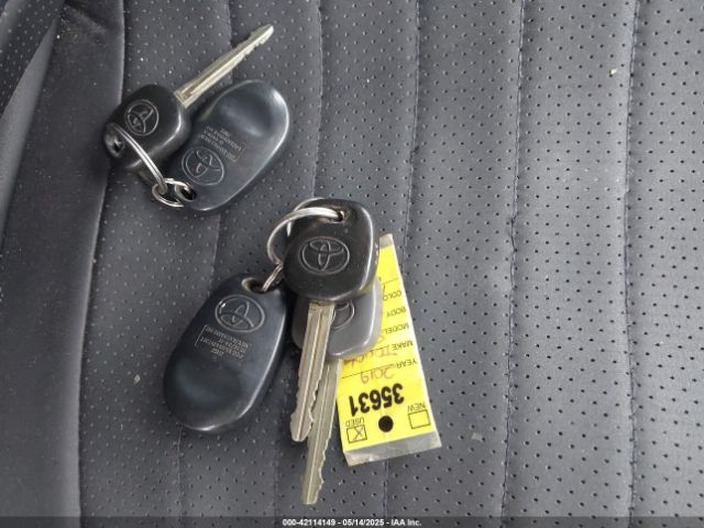 5TDKZ3DC8KS988357 Toyota Sienna Le 8 Passenger