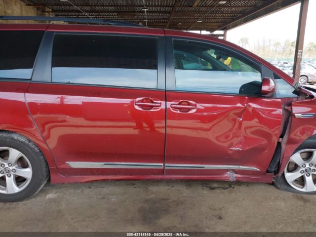 5TDKZ3DC8KS988357 Toyota Sienna Le 8 Passenger
