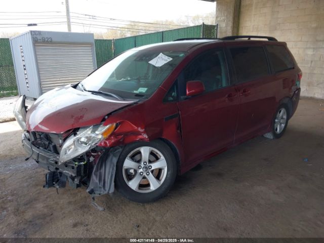 5TDKZ3DC8KS988357 Toyota Sienna Le 8 Passenger