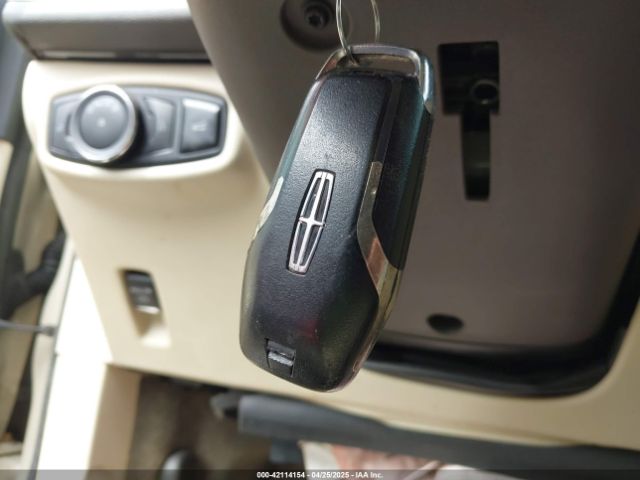 3LN6L2JK7ER821385 Lincoln MKZ