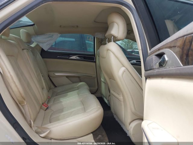 3LN6L2JK7ER821385 Lincoln MKZ