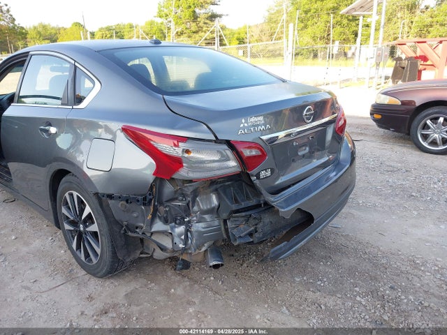 1N4AL3AP5JC171650 Nissan Altima 2.5 Sv