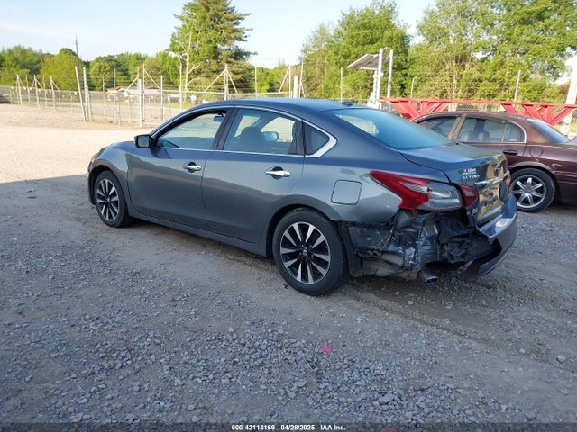 1N4AL3AP5JC171650 Nissan Altima 2.5 Sv
