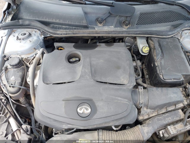 SJKCH5CP0JA002335 Infiniti Qx30 Pure