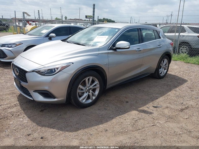SJKCH5CP0JA002335 Infiniti Qx30 Pure