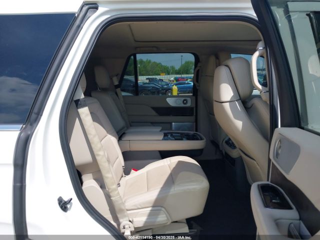 5LMJJ2LT5LEL09160 Lincoln Navigator Reserve