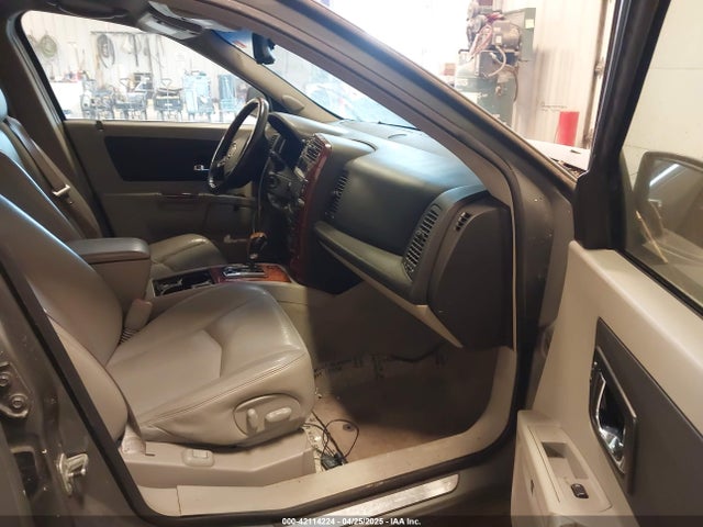 2006 CADILLAC SRX 1GYEE637460206864 Photo 4