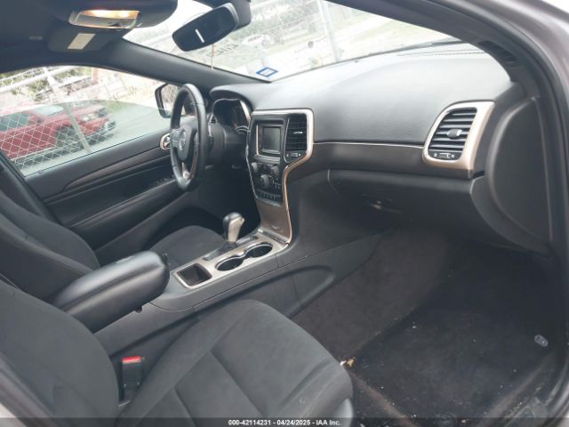 2017 JEEP GRAND CHEROKEE 1C4RJEAG6HC757086 Photo 4