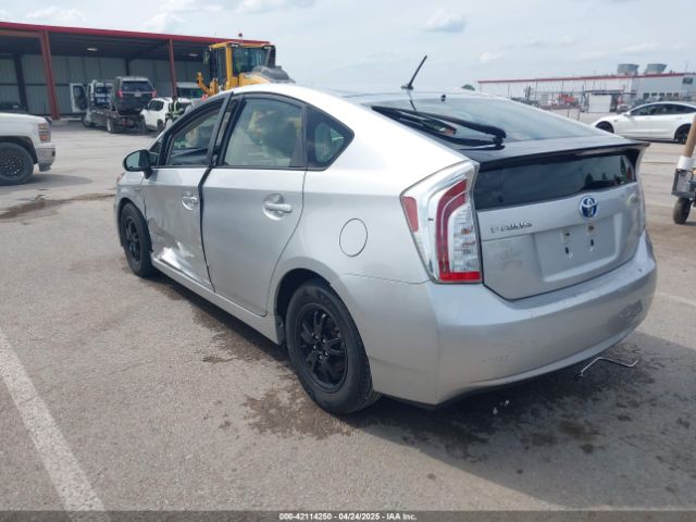 JTDKN3DUXE1747468 Toyota Prius Two