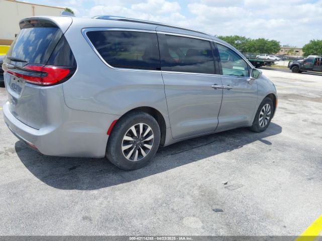 2021 CHRYSLER PACIFICA 2C4RC1BG2MR510053 Photo 3