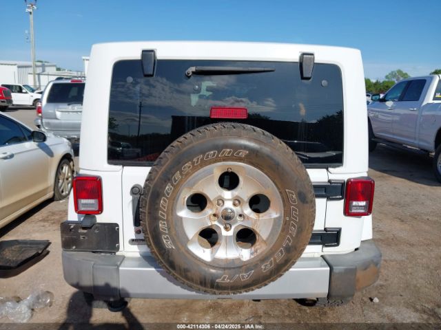 1C4HJWEG5FL582922 Jeep Wrangler Unlimited Sahara